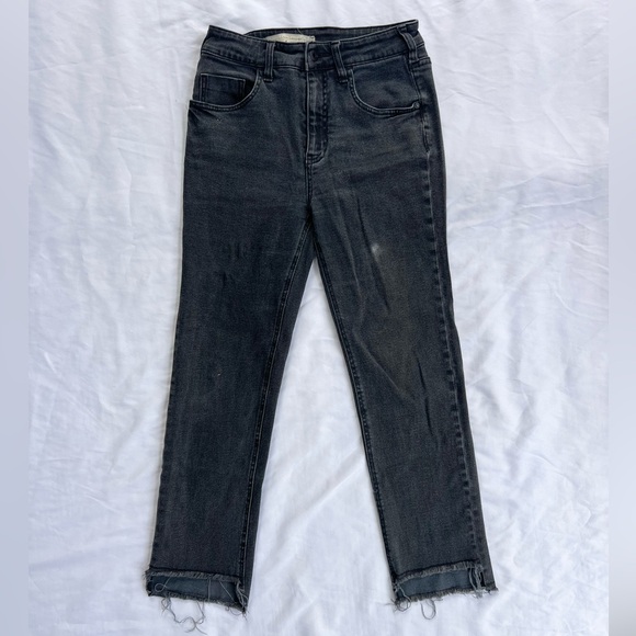 ANTHROPOLOGIE Pilcro & Letterpress Relaxed Straight Jeans Black Wash Frayed Hem - Picture 4 of 11